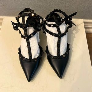 Valentino rockstud leather ankle straps pump